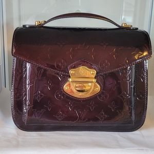 LOUIS VUITTON Monogram Vernis Mirada handle bag ❤ SOLD!